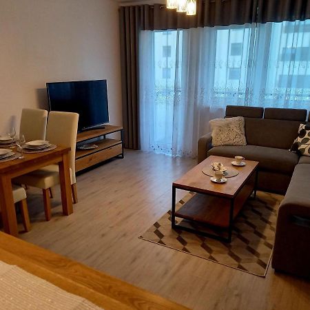 Apartament Green Park สตาโรการ์ด กดังสกี ภายนอก รูปภาพ