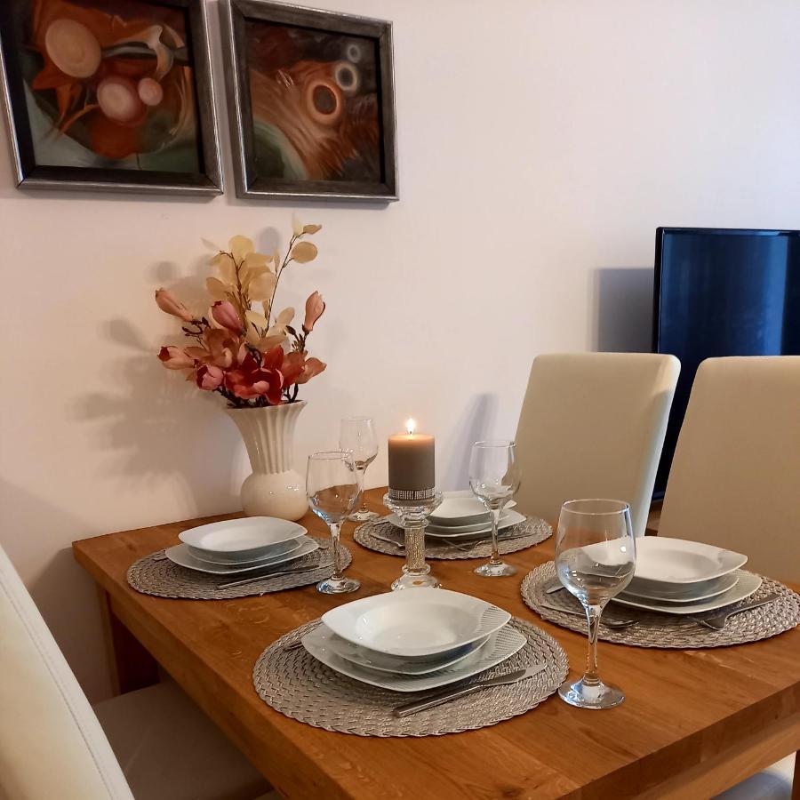 Apartament Green Park สตาโรการ์ด กดังสกี ภายนอก รูปภาพ