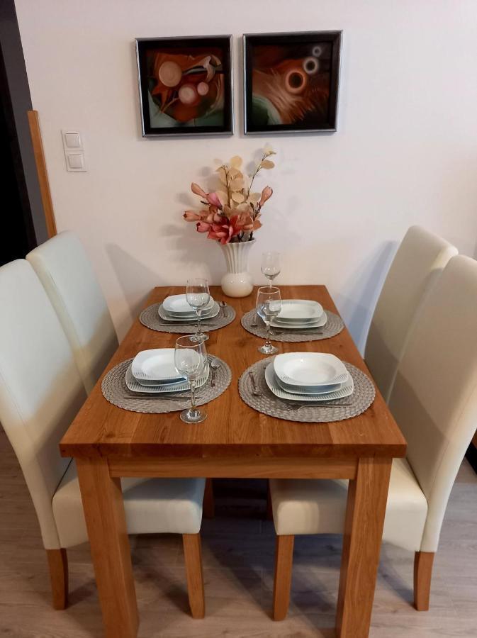 Apartament Green Park สตาโรการ์ด กดังสกี ภายนอก รูปภาพ